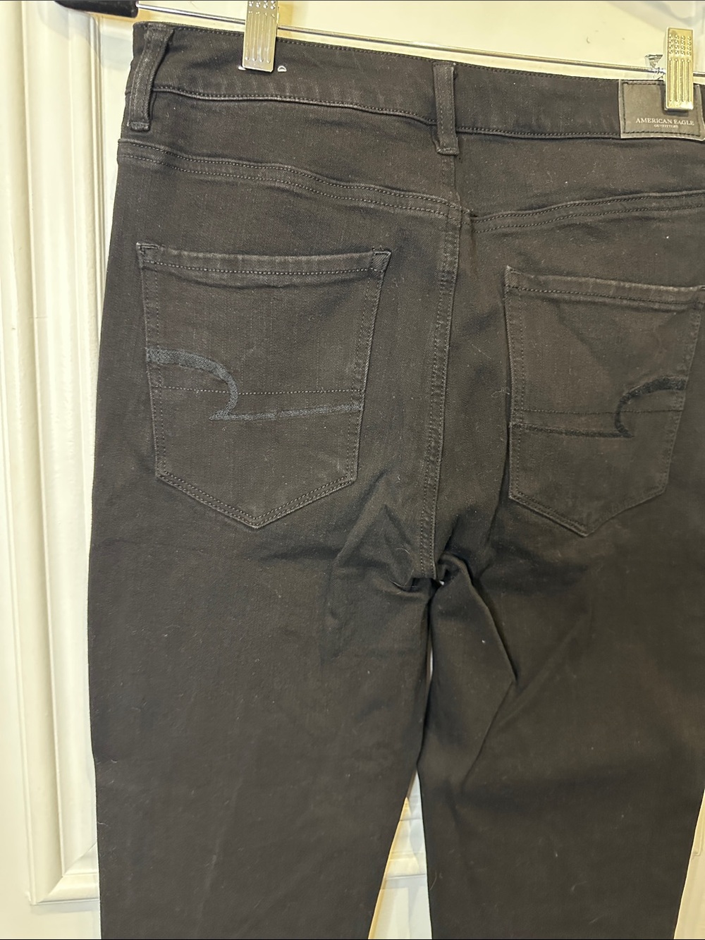 American Eagle Outfitters Black High-Rise Jeggings - Picture 3 of 6
